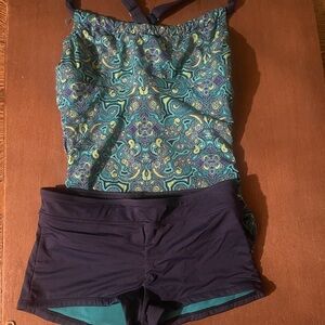 Title Nine Teal & Navy Patterned Women's Tankini with Navy Swim Shorts